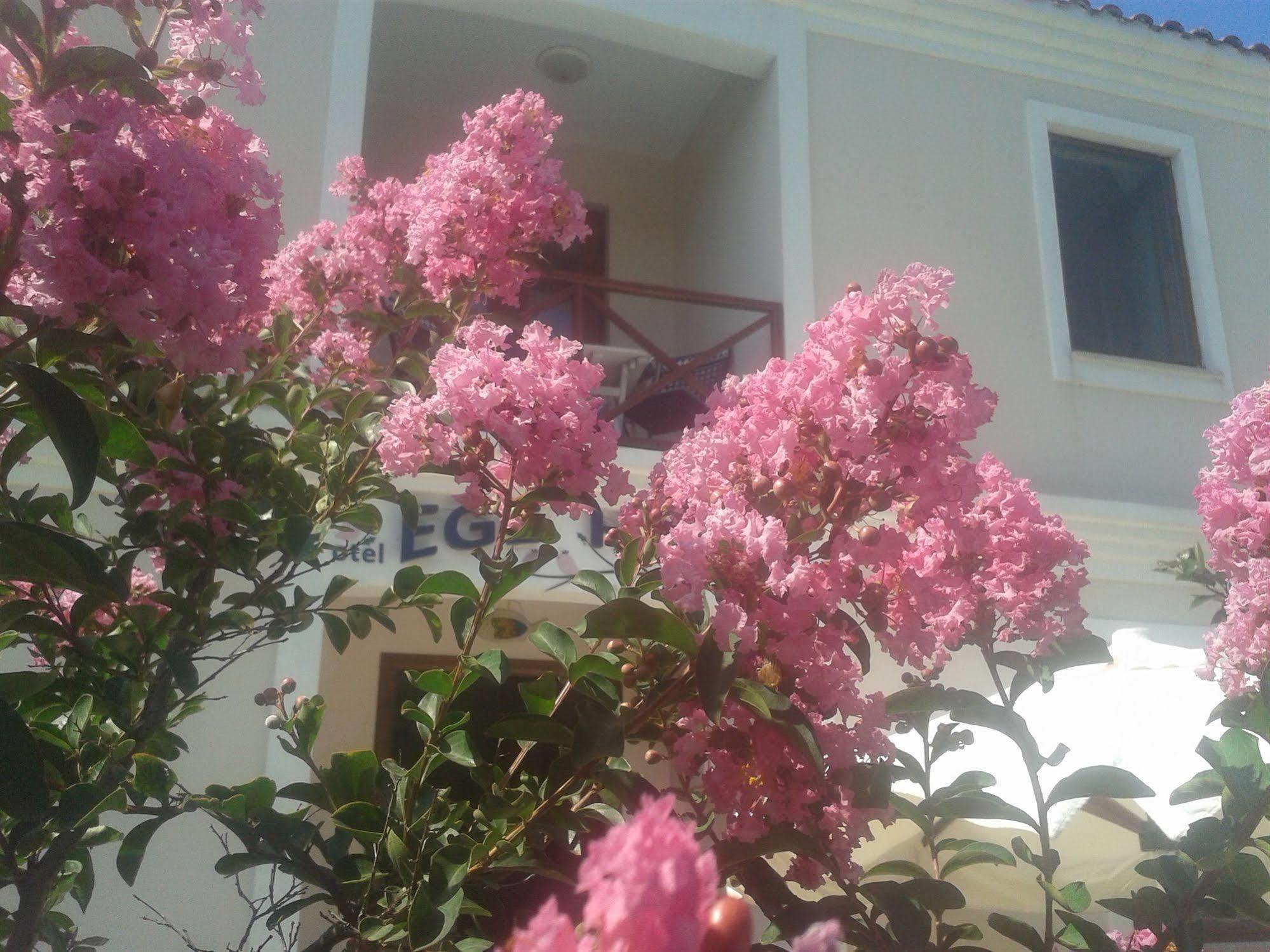 Ege Han Hotel Bozcaada Eksteriør bilde